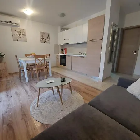 Apartamento Dante Domus Aurea