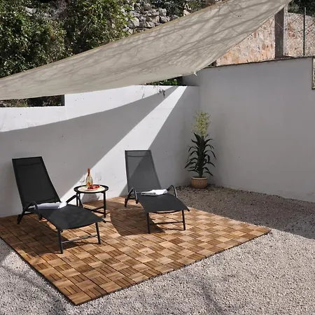 Dante Domus Aurea Apartamento Milna (Brac)