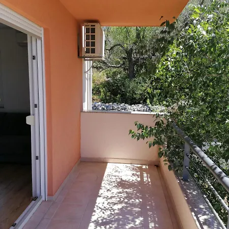 Dante Domus Aurea Apartment Milna (Brac)