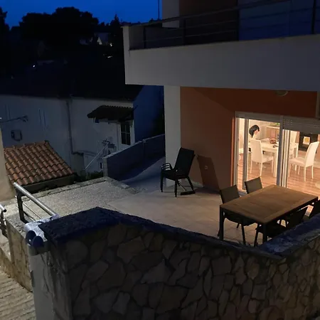 Dante Domus Aurea Apartment *