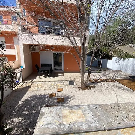Dante Domus Aurea Apartment *