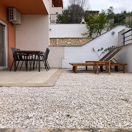 Dante Domus Aurea Apartment *